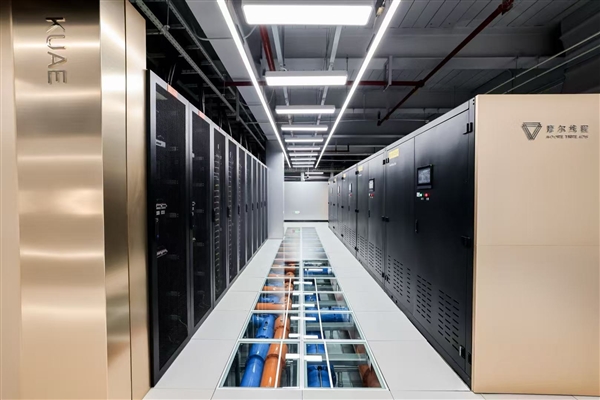 21點：國産GPU龍頭摩爾線程營收暴漲243%創新高 完成五年五代架搆五顆芯片技術疊代