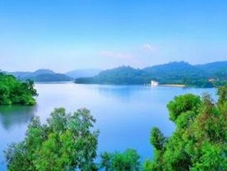 {老虎機}(广东旅游景点介绍ppt)
